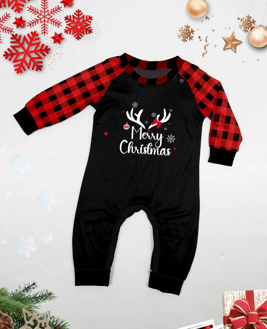 Family Matching Dear Merry Christmas Print Pajamas