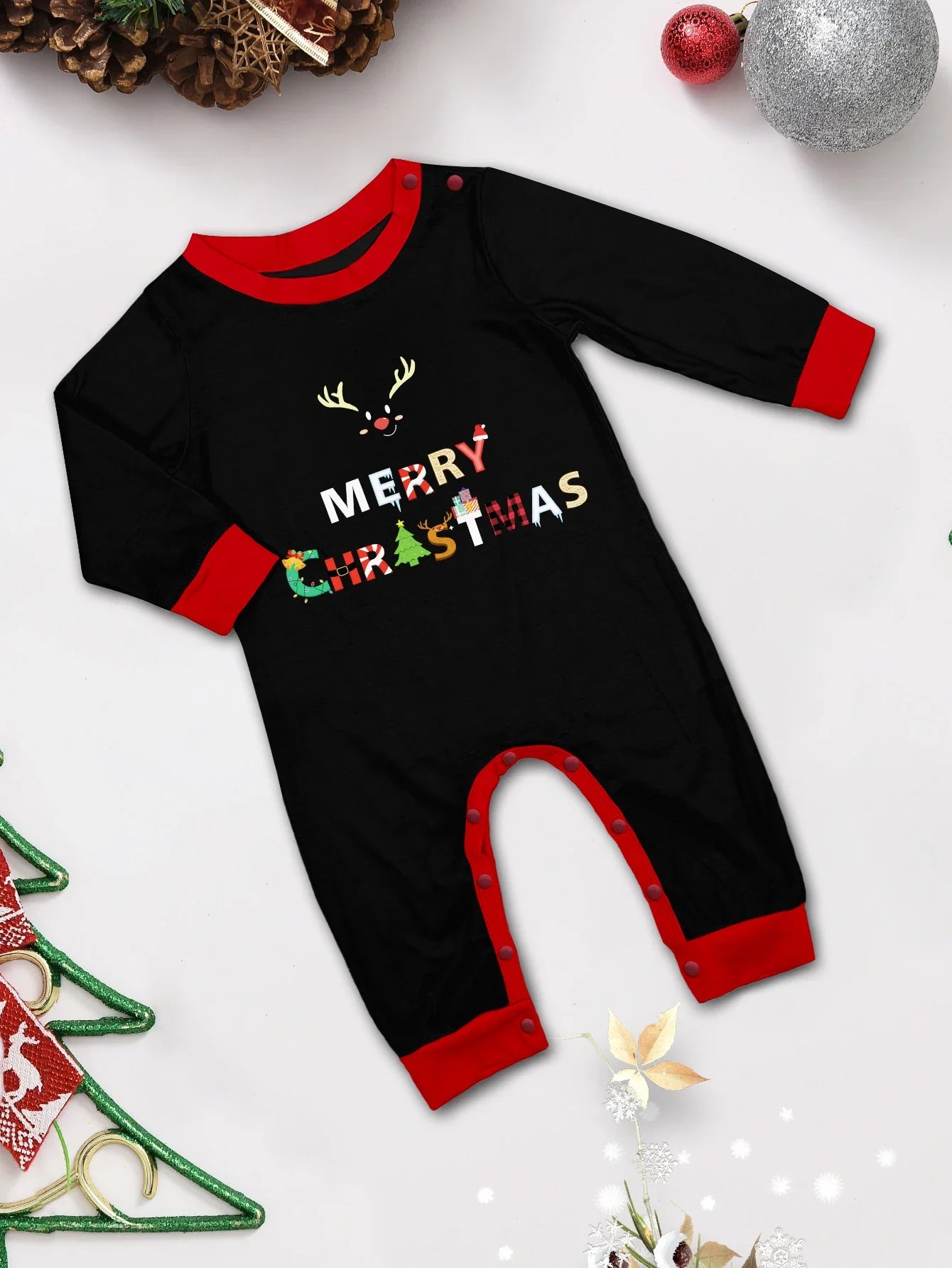 Family Matching Christmas Letter Print Pajamas Set